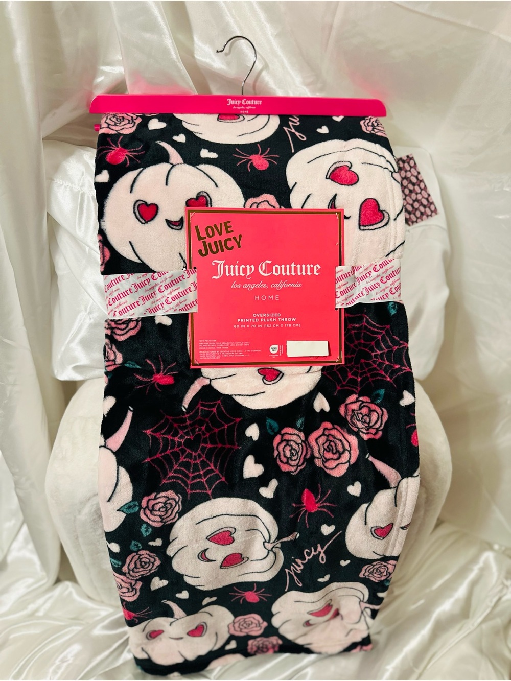 Juicy Couture Oversized Pink Pumpkin Throw 60”x70”